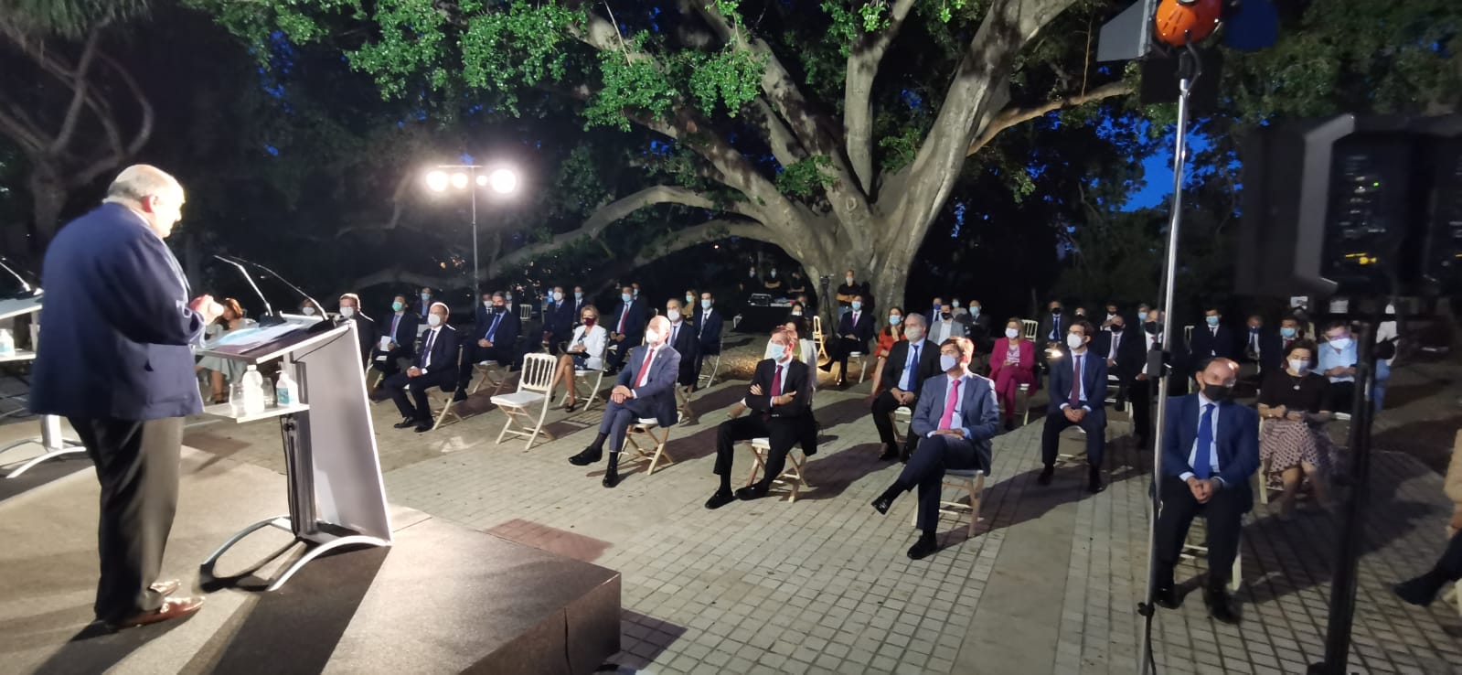 El directorio de empresas de SUR y San Telmo bajo el patrocinio de Caixabank y la colaboración de Grant Thornton y Cervezas Victoria, llega a su novena edición.