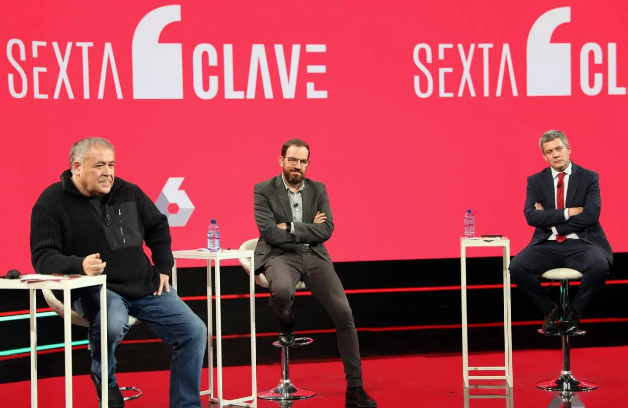 García Ferreras, director de Informativos; César González Antón, director de 'La Sexta Noticias', y Rodrigo Blázquez, presentador de 'La Sexta Clave' 