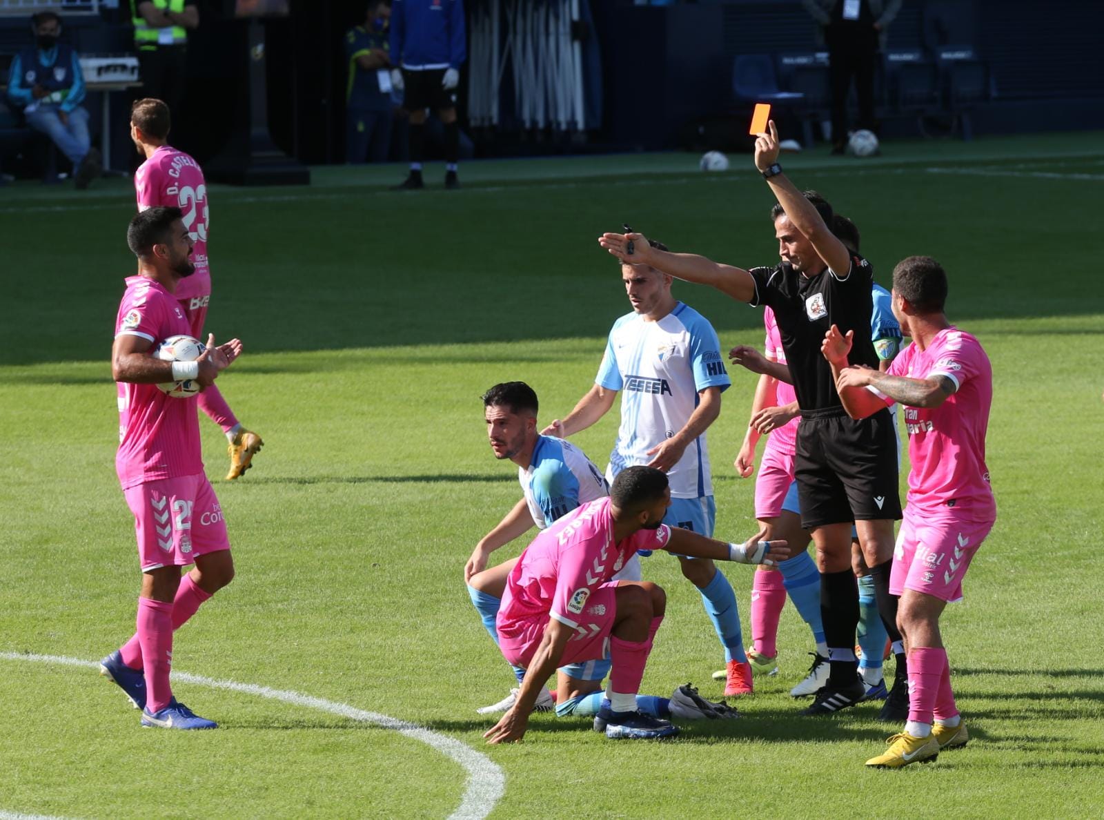 Los de Pellicer se enfrenta al imprevisible Las Palmas tras el sonoro batacazo en Vallecas.