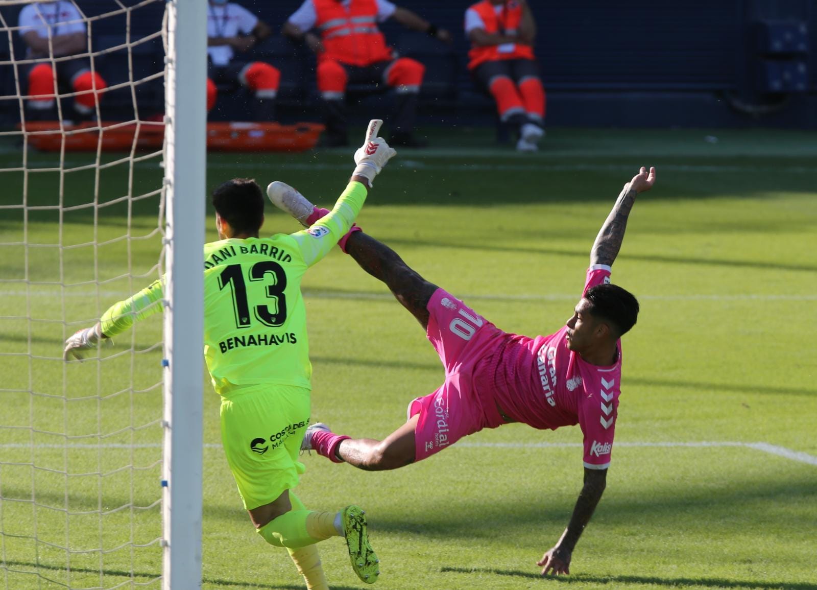 Los de Pellicer se enfrenta al imprevisible Las Palmas tras el sonoro batacazo en Vallecas.