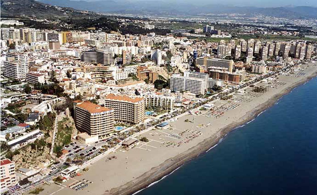 Rescatan el cadáver de un hombre en la playa de El Bajondillo
