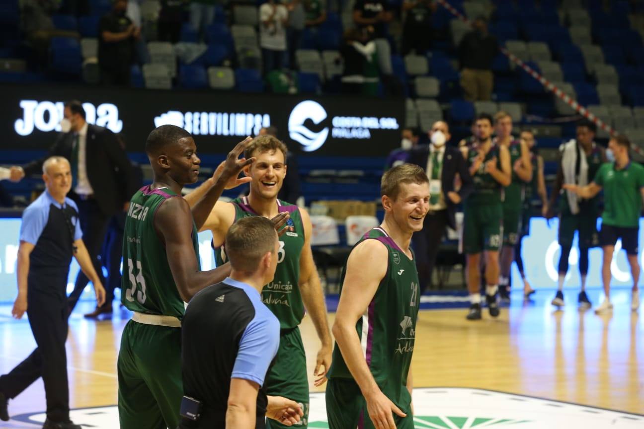 El Unicaja afrontó el encuentro con 11 profesionales 
