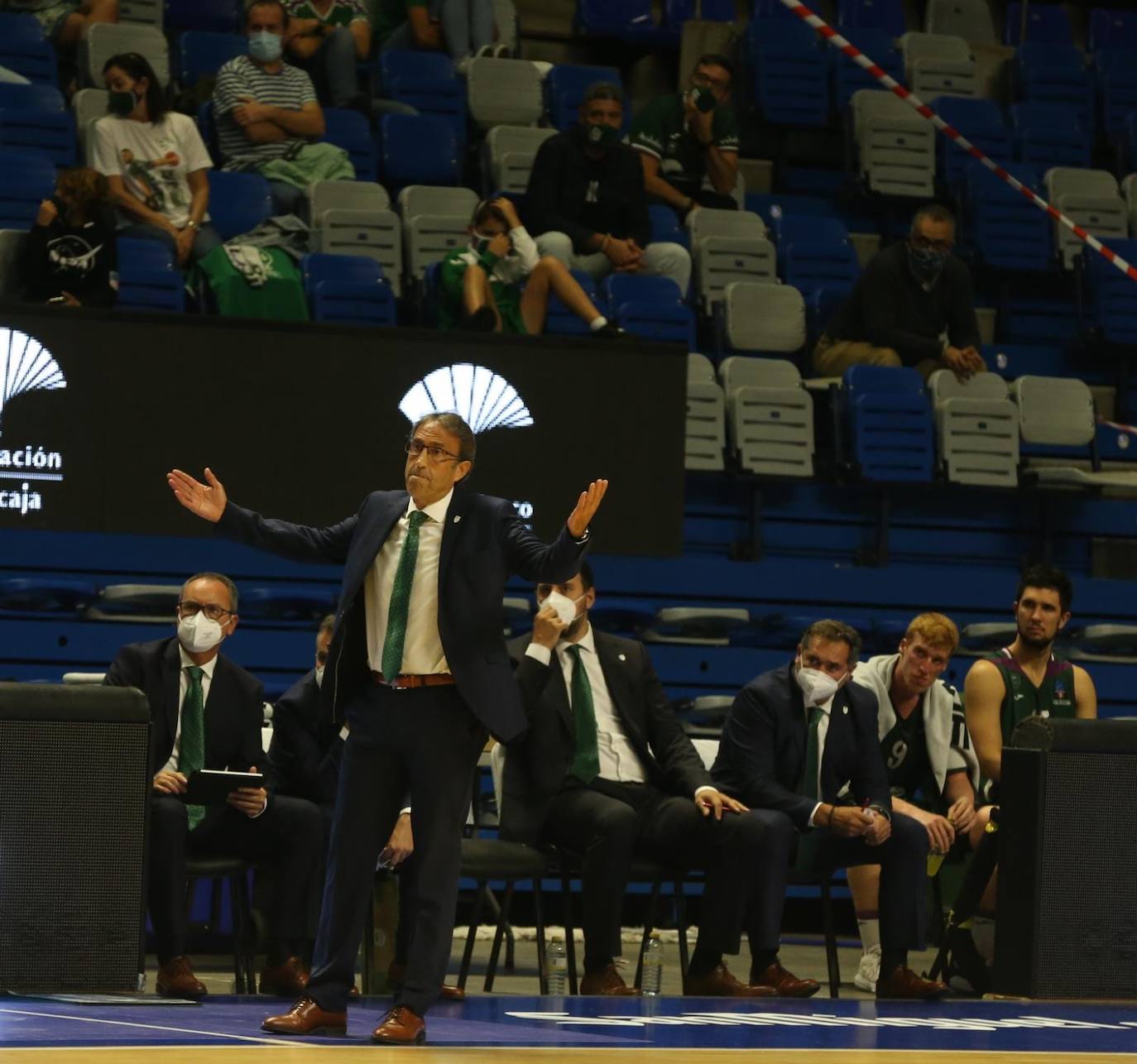 El Unicaja afrontó el encuentro con 11 profesionales 