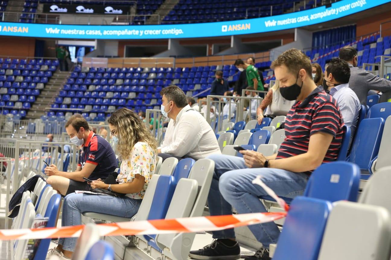 El Unicaja afrontó el encuentro con 11 profesionales 
