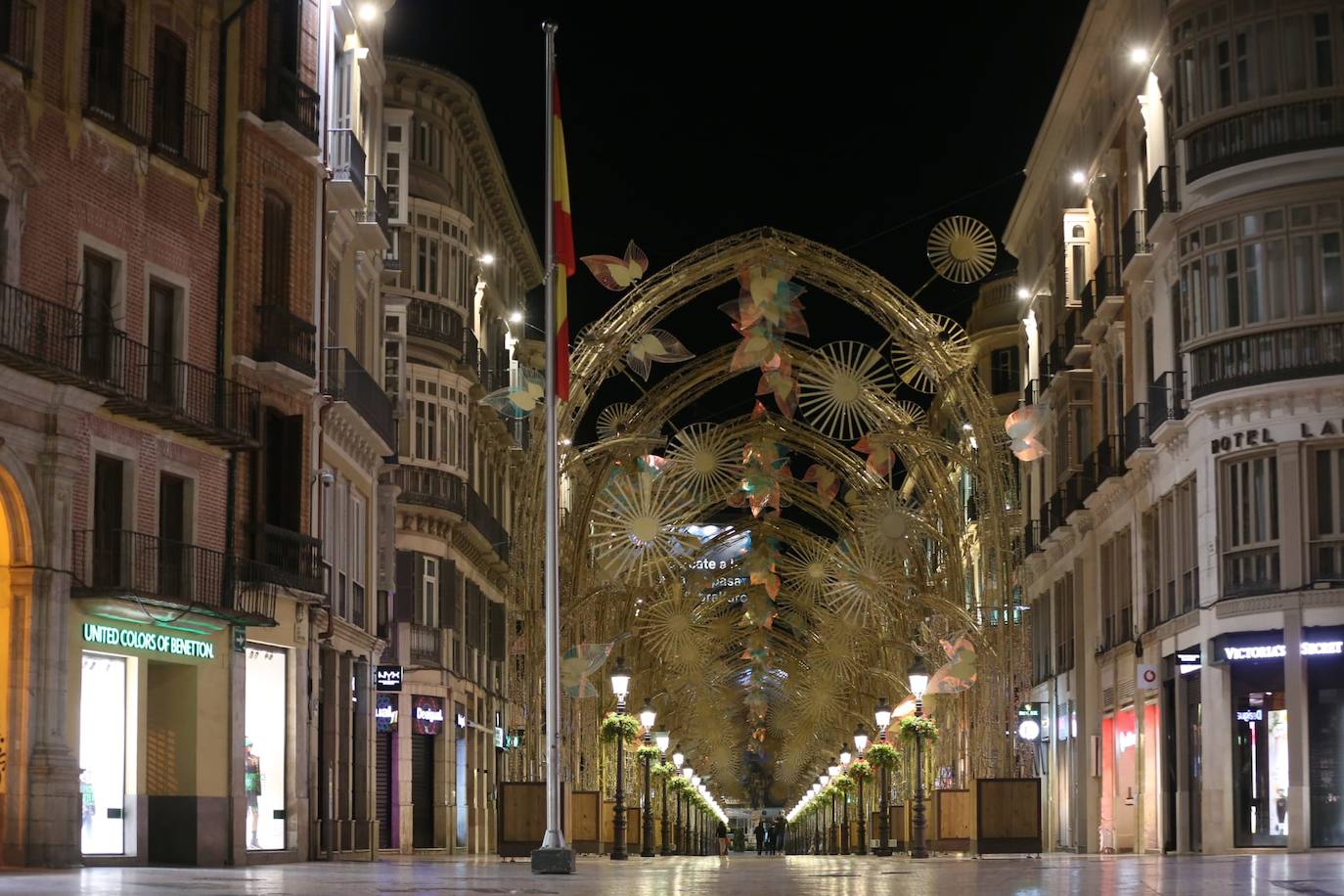 La primera noche de toque de queda en Málaga. 