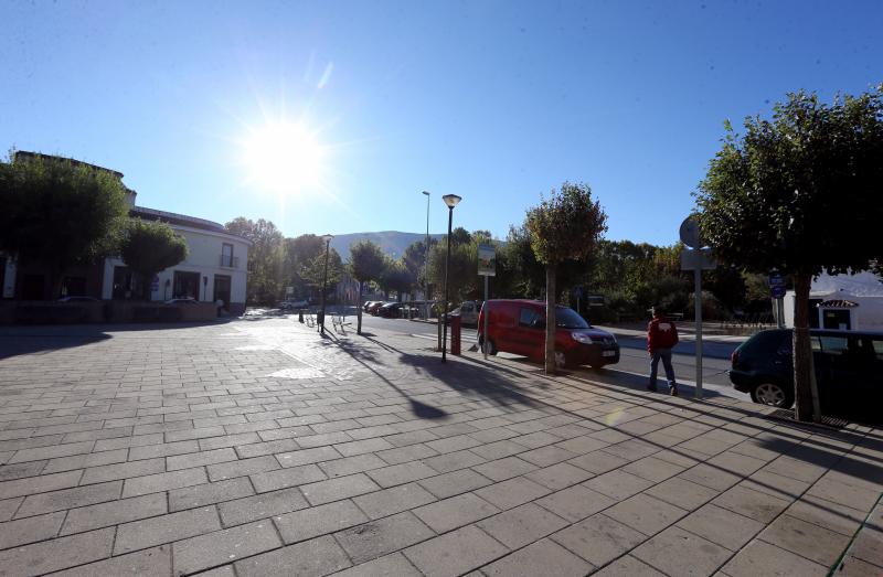 Campillos, Villanueva del Trabuco y Archidona se encuentran los municipios de Antequera, Alameda, Almargen, Cañete la Real, Cuevas Bajas, Cuevas de San Marcos, Fuente de Piedra, Humilladero, Mollina, Sierra de Yeguas, Teba, Valle de Abdalajís, Villanueva de Algaidas, Villanueva de la Concepción, Villanueva de Tapia y Villanueva del Rosario