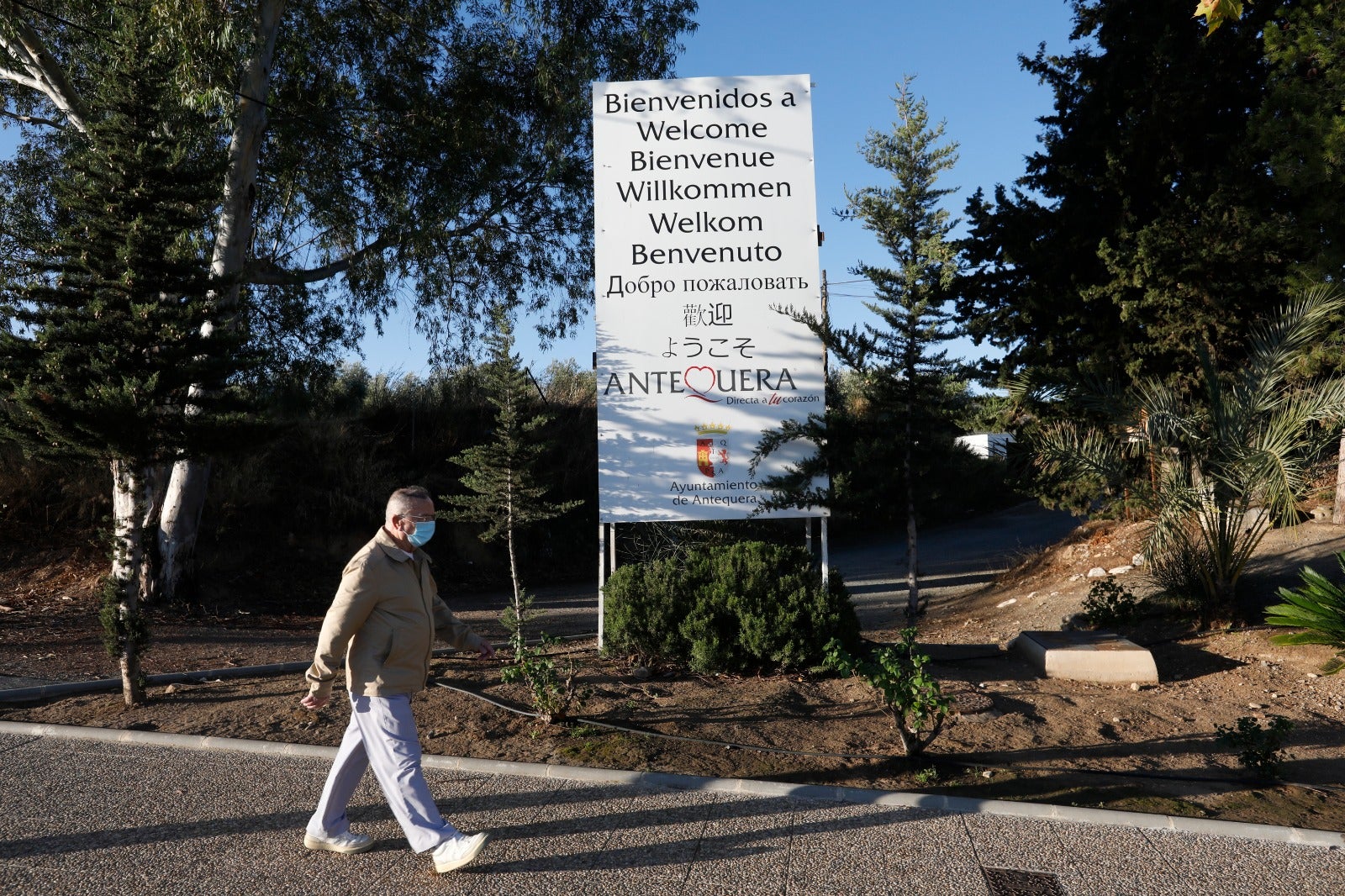 Las restricciones, que afectan a 19 municipios de la comarca hasta el 9 de noviembre, dejan una menor afluencia en las calles del municipio