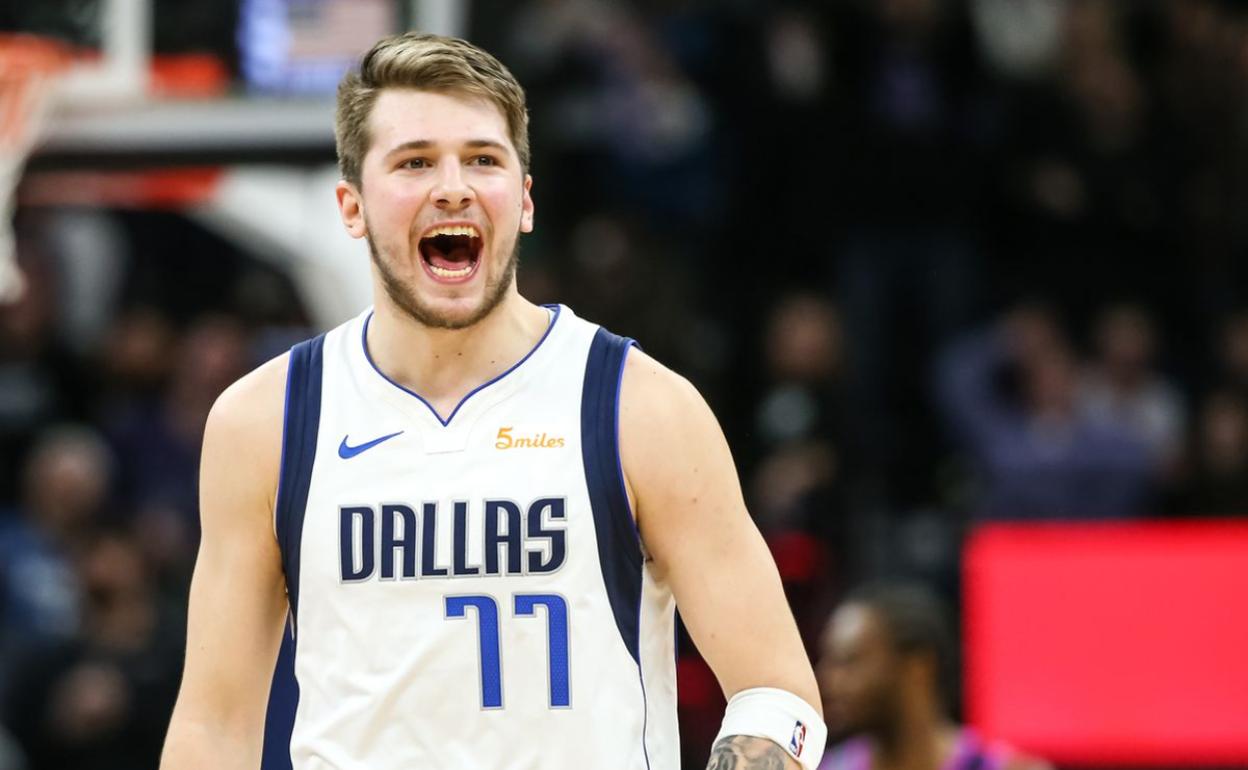 Luka Doncic, en un partido con los Dallas Mavericks esta temporada. 