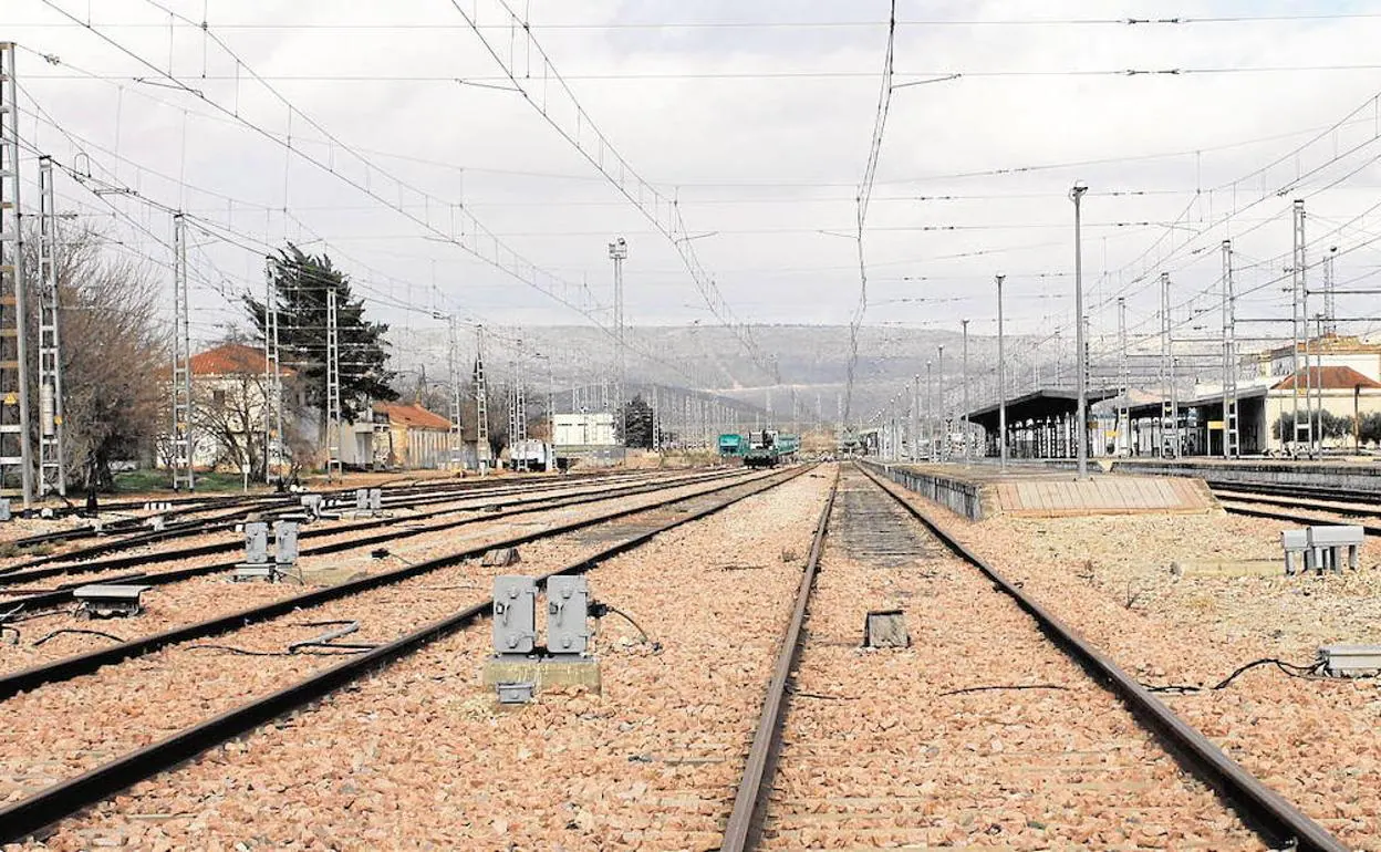 Vías del tren en Bobadilla. 