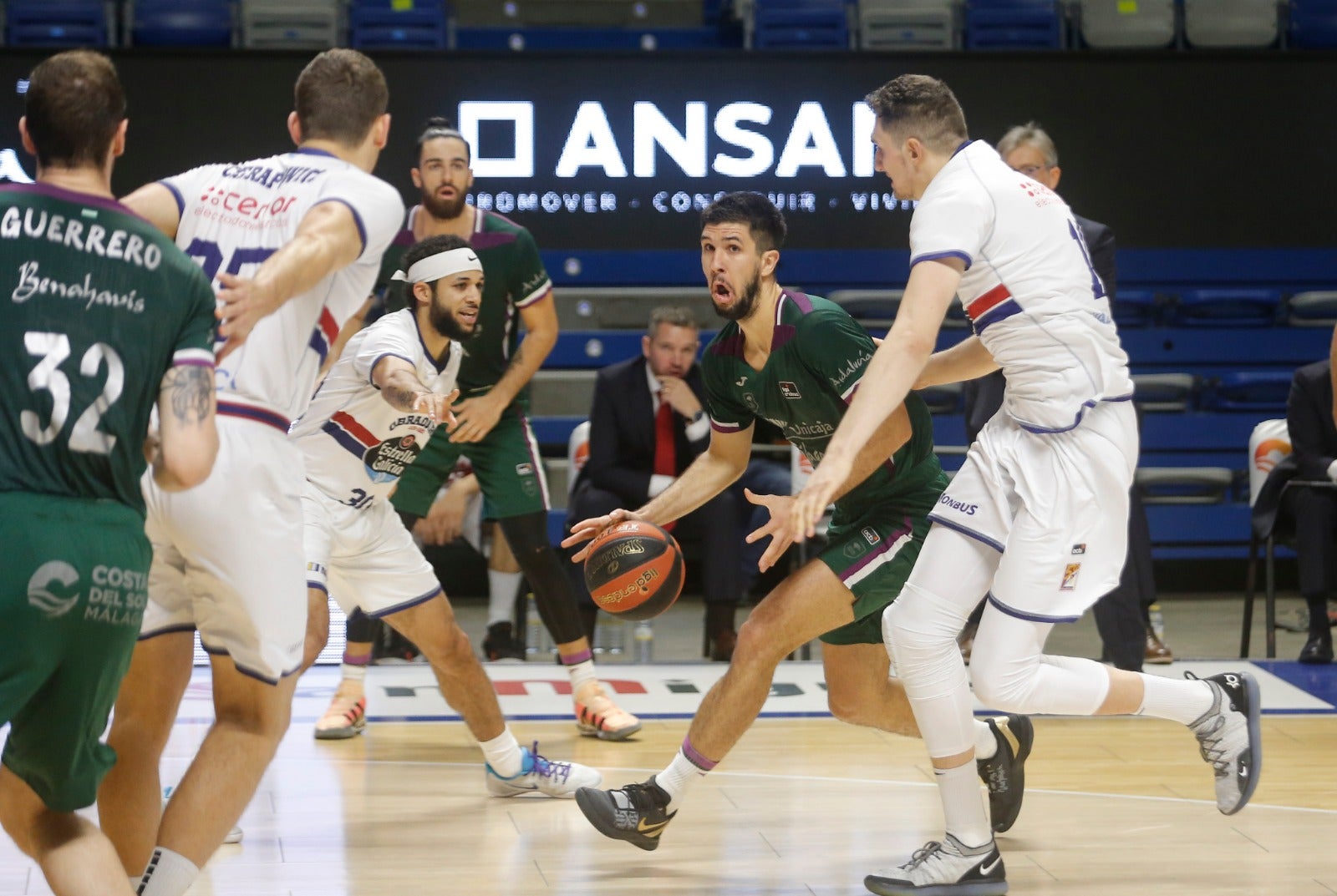 Fotos: Las mejores imágenes del Unicaja - Obradoiro