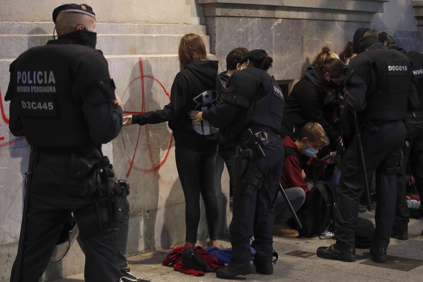 Noche de altercados en Barcelona