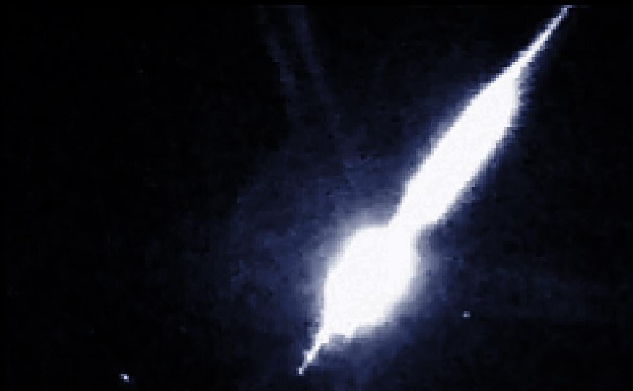 Una bola de fuego muy luminosa cruza el cielo de málaga | diario sur