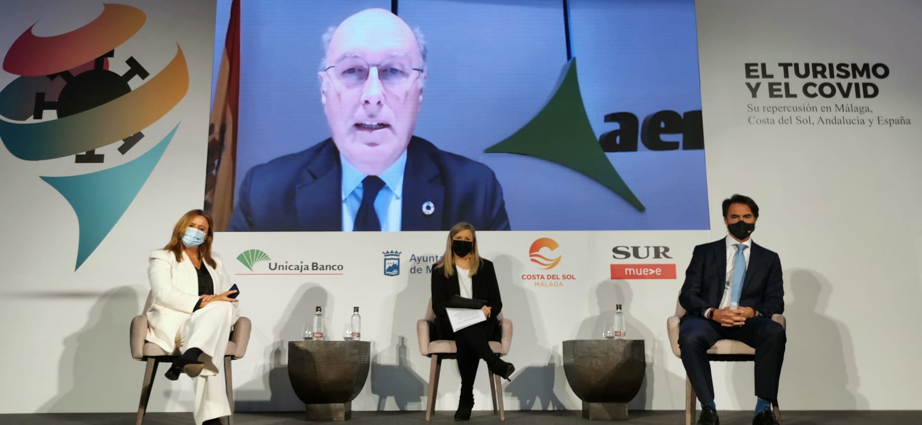 El encuentro, organizado con el patrocinio de Unicaja, analiza el difícil momento del sector 