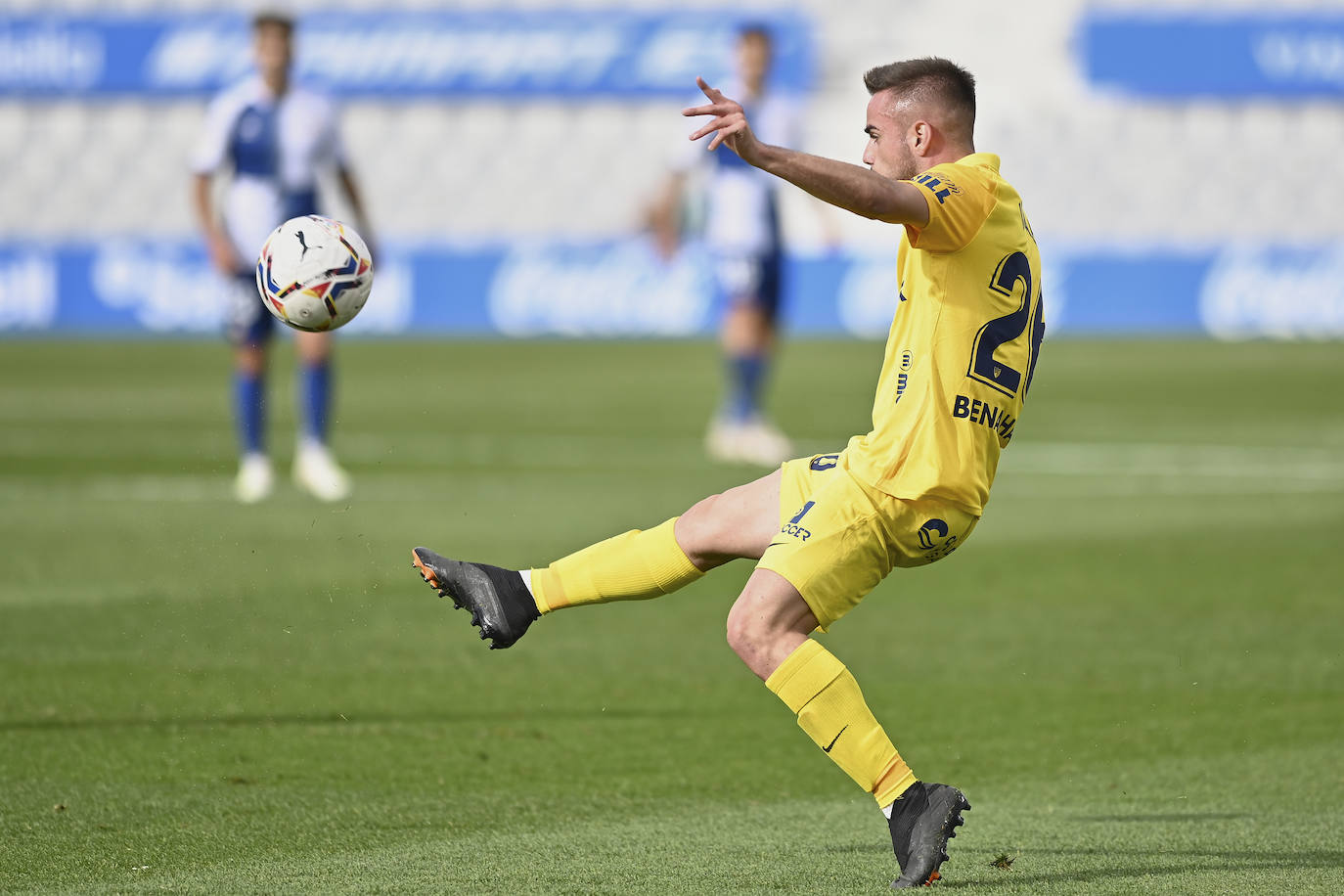 Fotos: Las imágenes del partido del Málaga en Sabadell