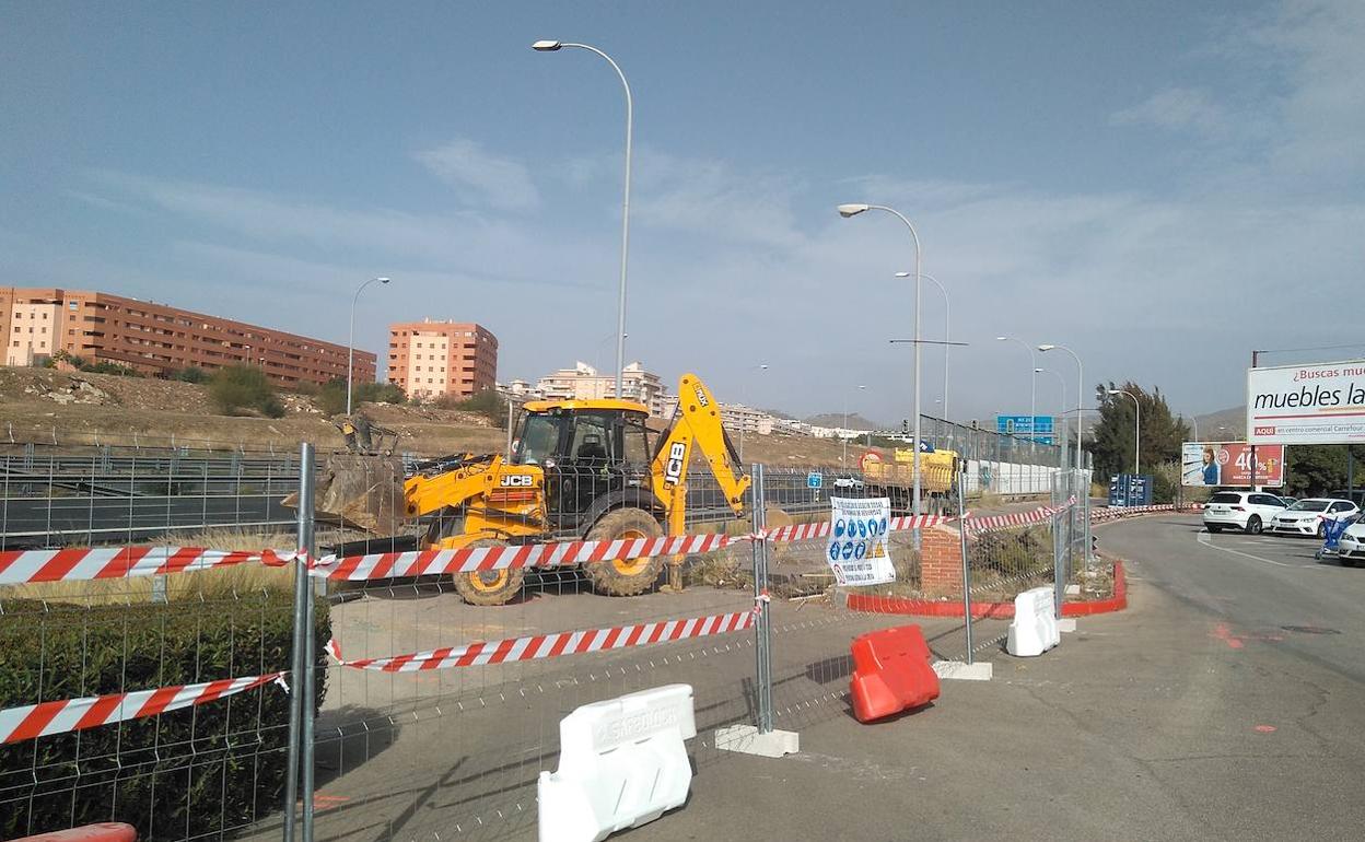 Los trabajos se reanudaron el pasado jueves en el entorno del centro comercial Alameda. 