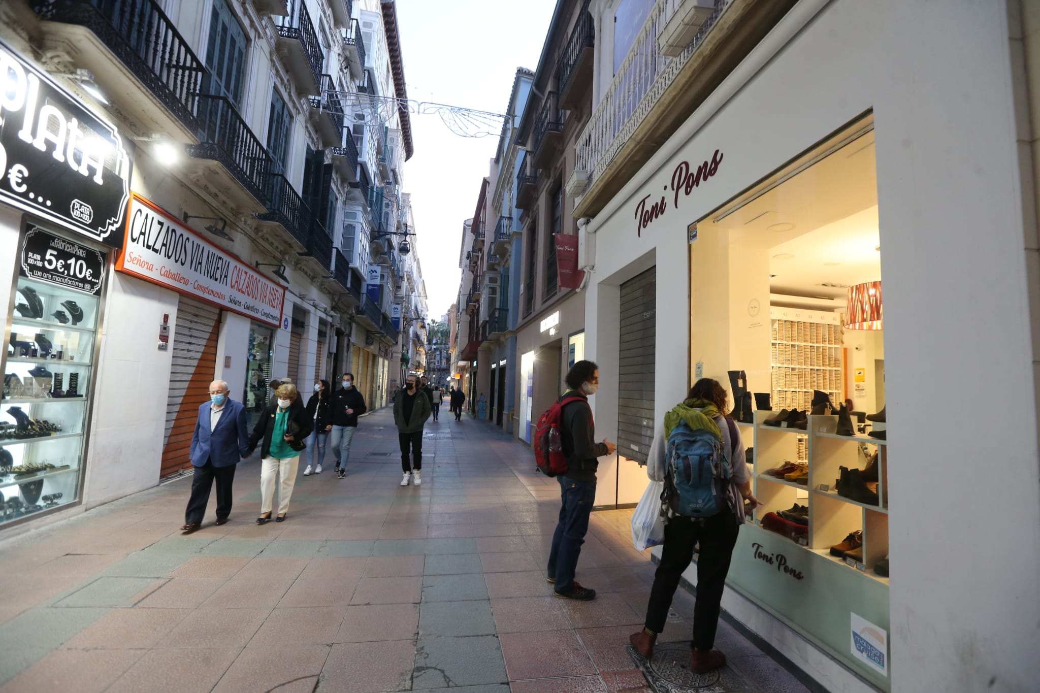 El cierre de los comercios en Málaga deja un Centro mudo y de calles vacías