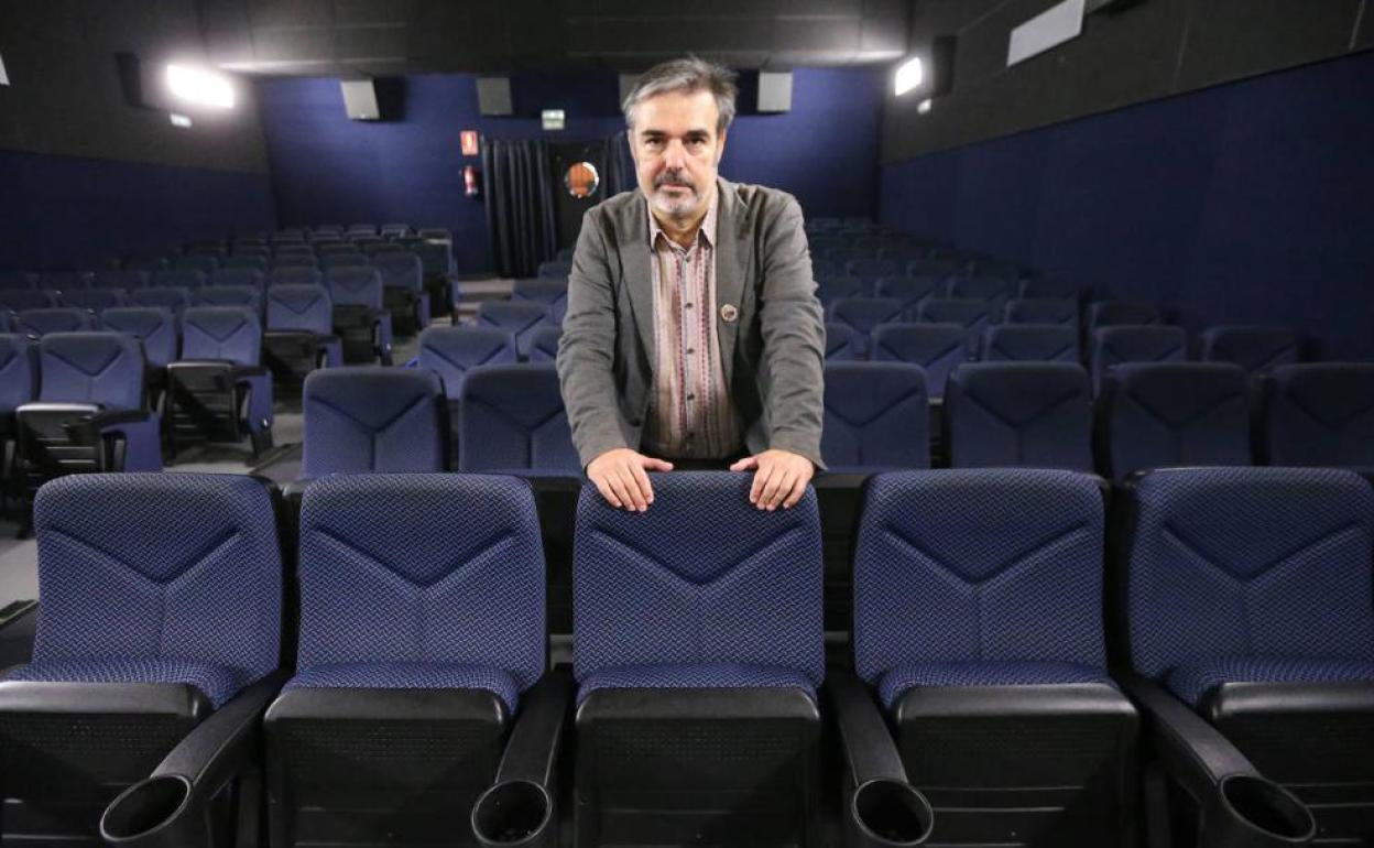 El malagueño José Antonio Hergueta es el director de 'Paraíso en llamas'. 