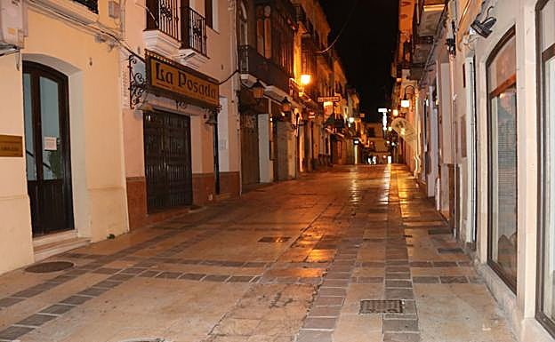 Paisaje desolador en la calle La Bola, en Ronda.