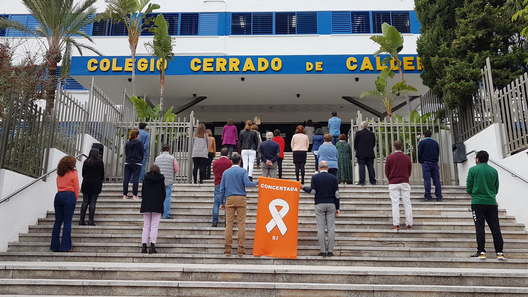Colegio Cerrado de Calderón.