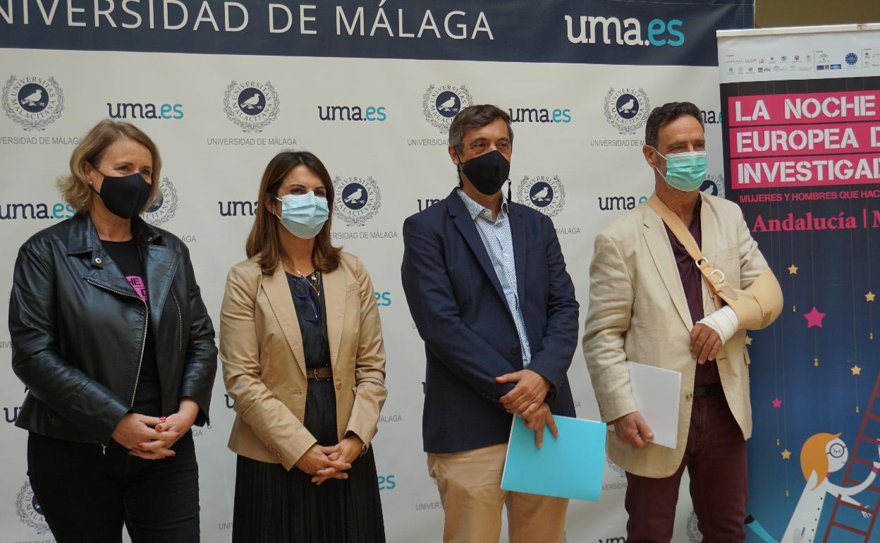De izquierda a derecha, Teresa Cruz Sánchez, Susana Carillo Aparicio, Juan Teodomiro López Navarrete y Gonzalo Lamas Alonso.