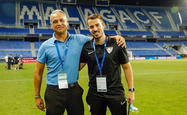 Imagen principal - Manuel Sánchez, junto a Pellicer. Y de broma con Luis Muñoz.