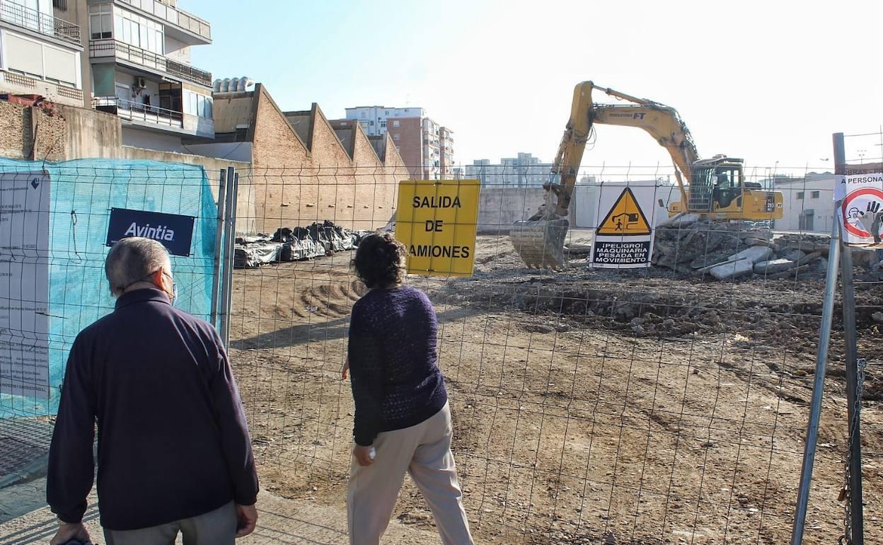 Derribo de la zona que ocupó el edificio Cirsa, donde se abrirá una nueva calle. 