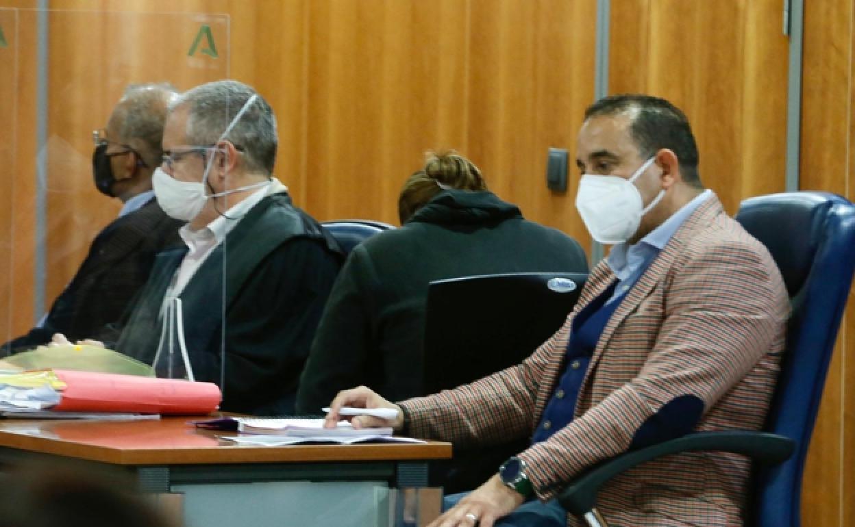 Condenan a 16 años de cárcel a la madre de Camelia, la bebé que murió encerrada en una habitación en Málaga