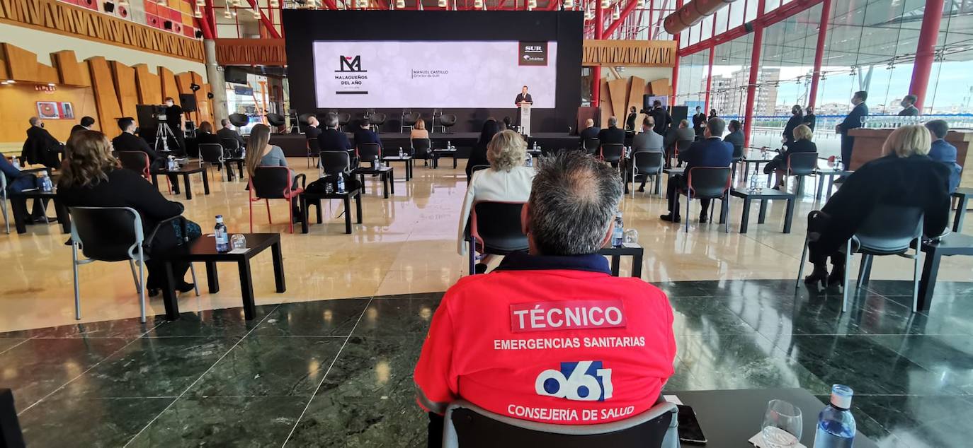 La gala en homenaje a los profesionales de la sanidad, Grupo Mundo, Cáritas, Grupo Peñarroya, Javier Castillo y Rincón Fertilidad se ha celebrado en el Palacio de Ferias de la capital