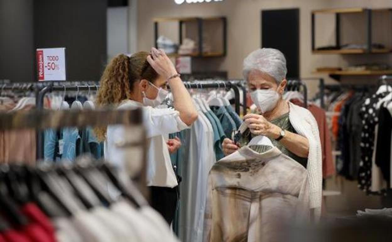 El mensaje de la Junta pidiendo «comprensión» por las medidas de la desescalada en Andalucía