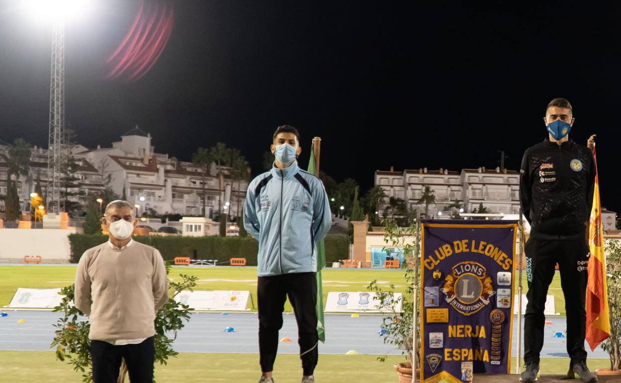 Podio masculino con Djellal, Sánchez y Estévez, el pasado sábado en la Ciudad Deportiva Enrique López Cuenca. 