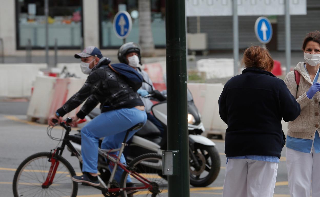 El número de ciclistas y usuarios de vehículos de movilidad personal está creciendo en Málaga. 