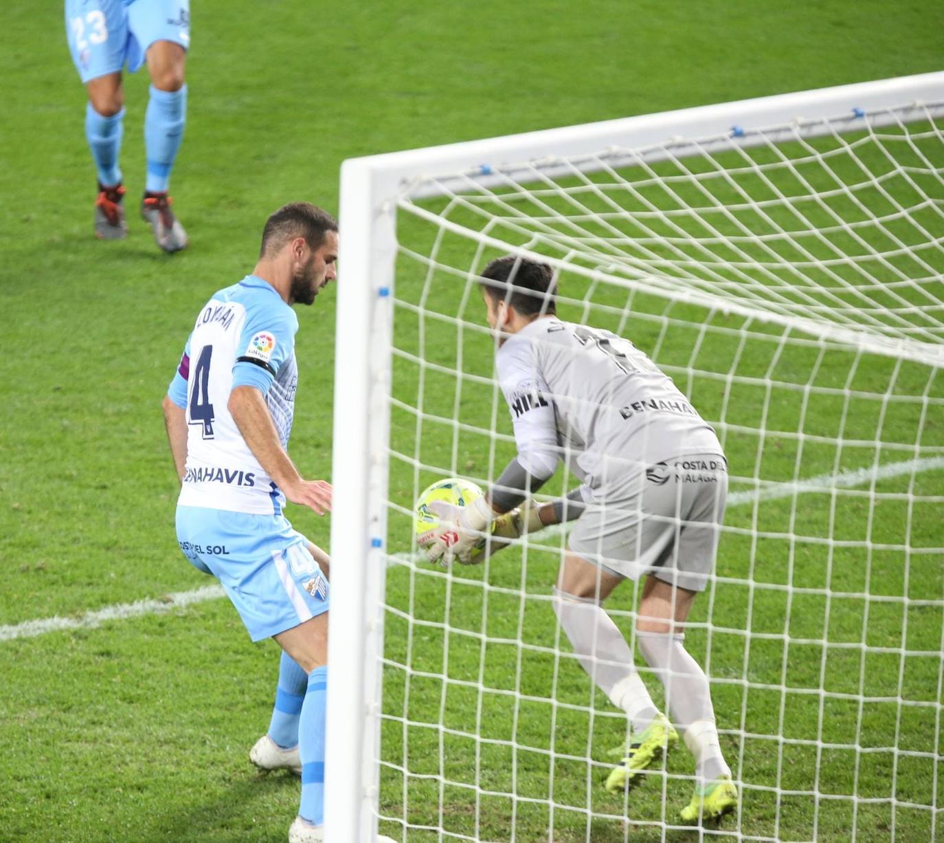 El partido se volvió a disputar en una Rosaleda sin público 