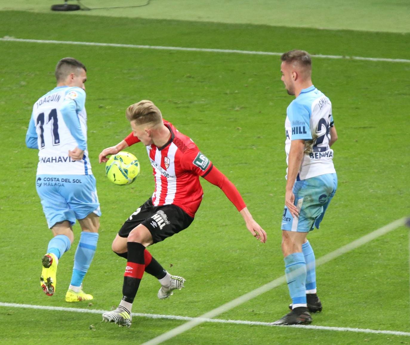 El partido se volvió a disputar en una Rosaleda sin público 