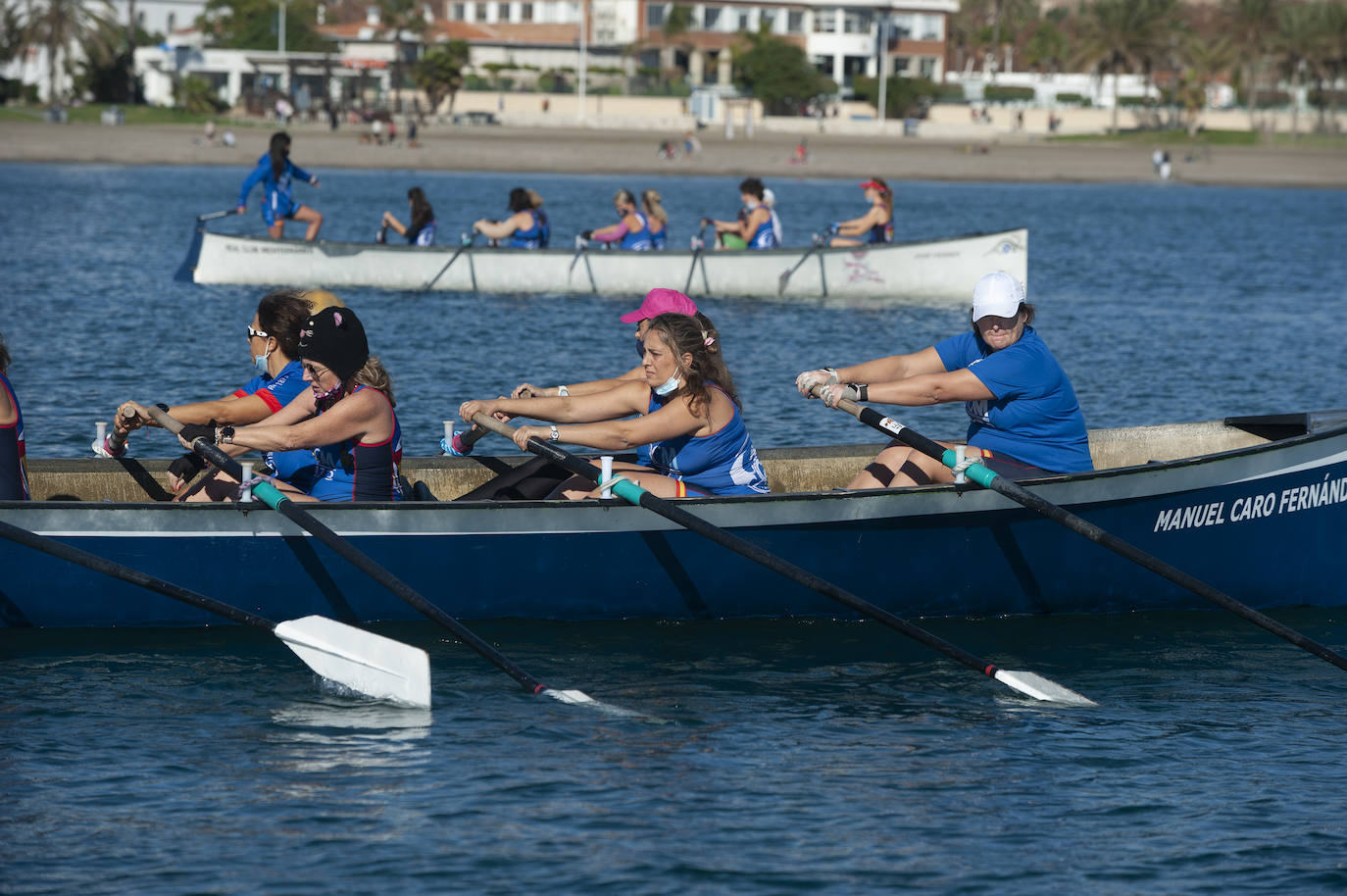 El Real Club Mediterráneo, escenario este domingo de la Regata de Invierno de Remo de Banco Fijo 'Ciudad de Málaga', organizada por el área de Deporte del Ayuntamiento de la ciudad, con el asesoramiento técnico de la Asociación Deportiva Málaga Dragon Boats BCS (Supervivientes del cáncer de mama)