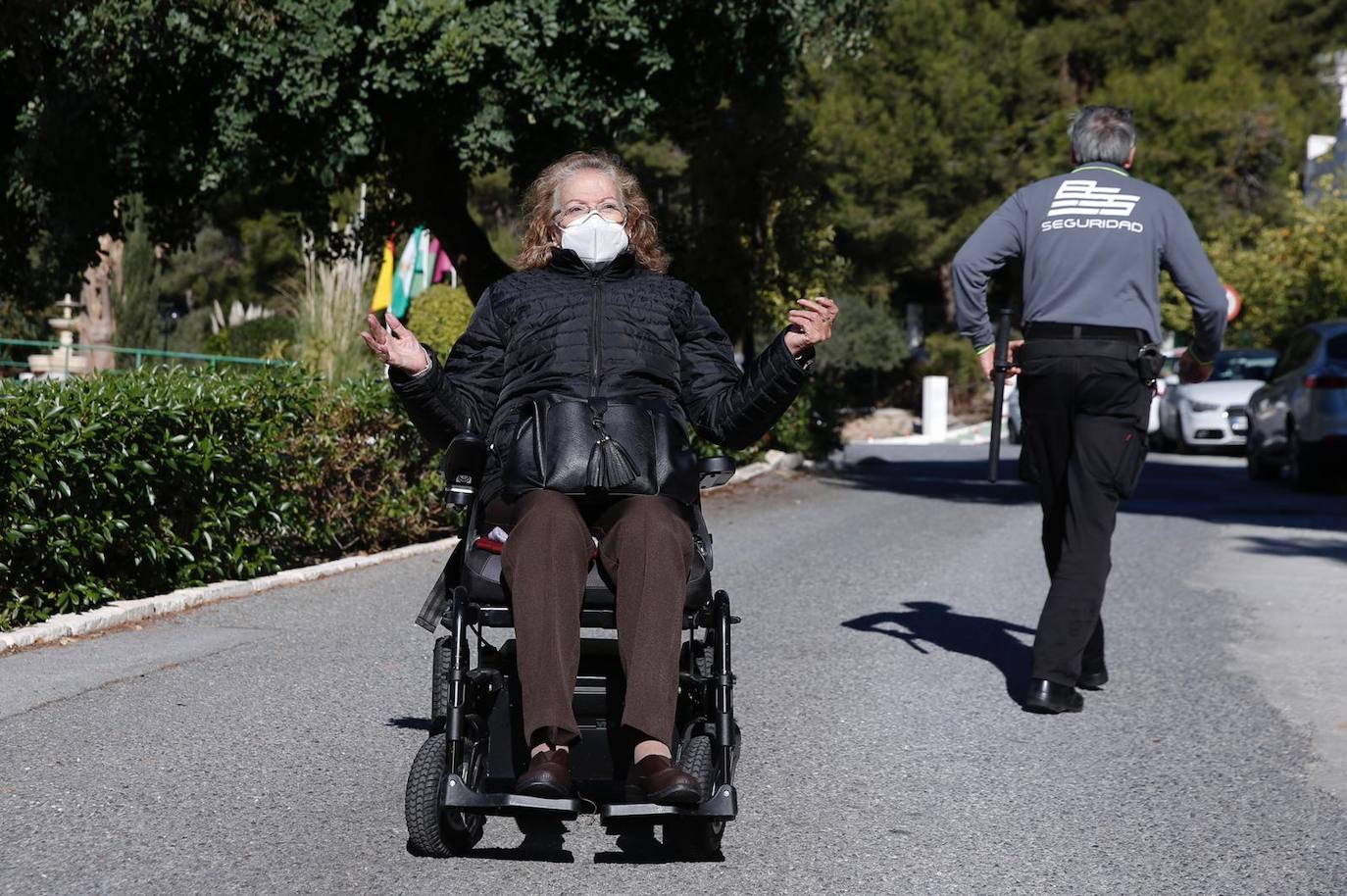 Rosario Molina, en la puerta de la residencia de El Palo