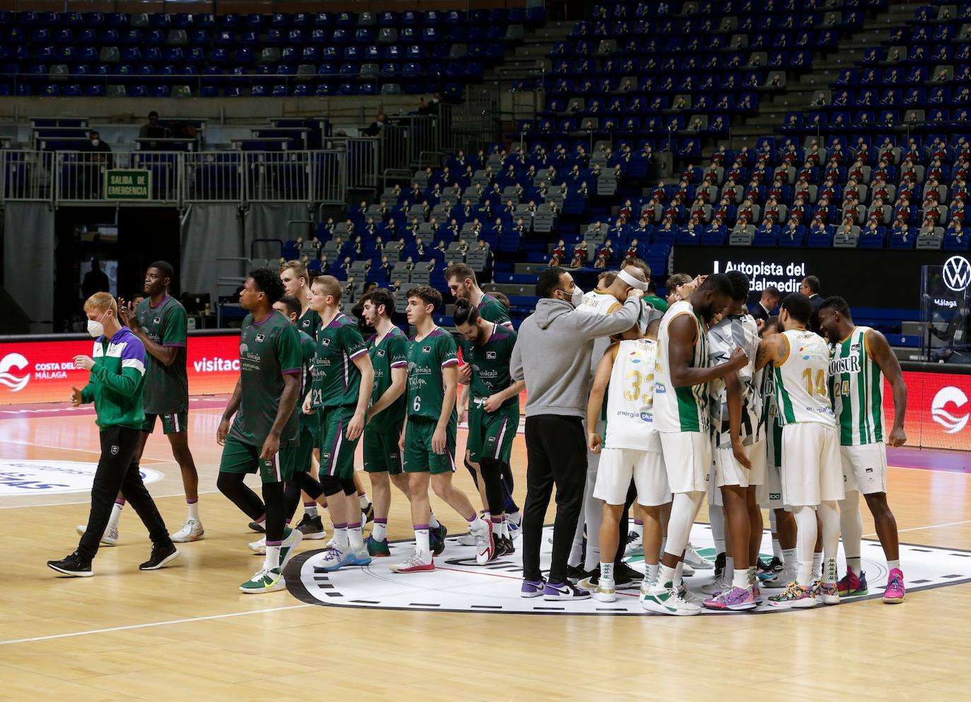 El Unicaja pierde en casa con el Betis en la prórroga. 