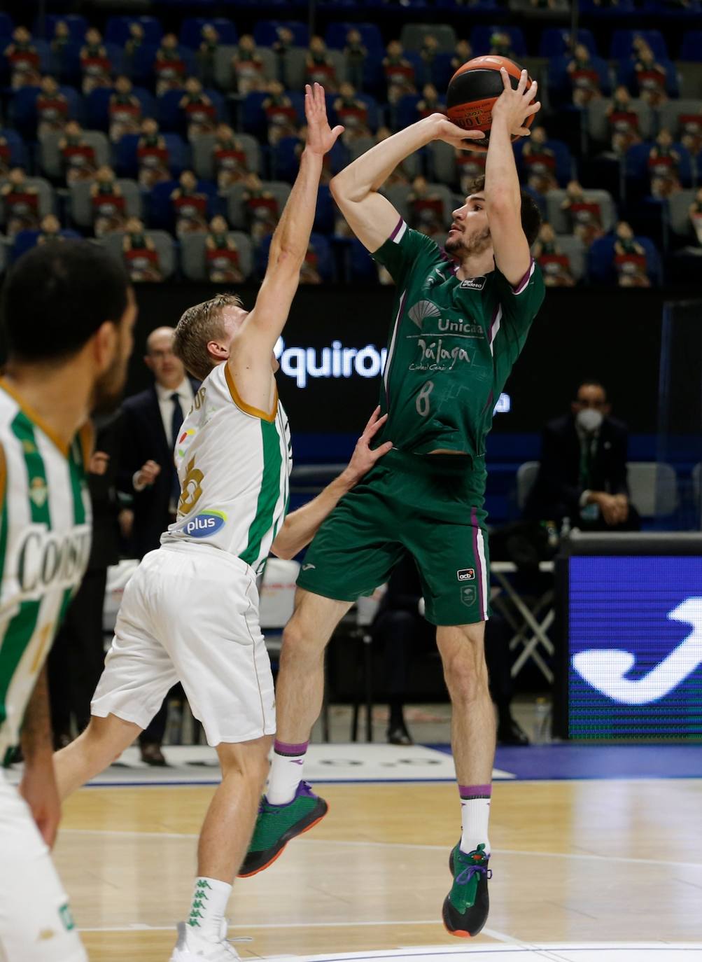 El Unicaja pierde en casa con el Betis en la prórroga. 