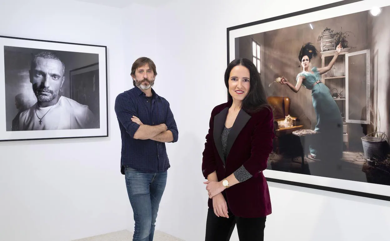 Jesús Chacón y María Rosa Jurado, en la sede de Eldevenir. 