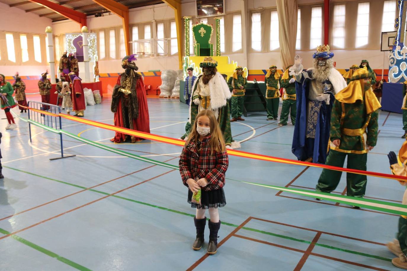 Los Reyes Magos reciben a los niños de Ronda