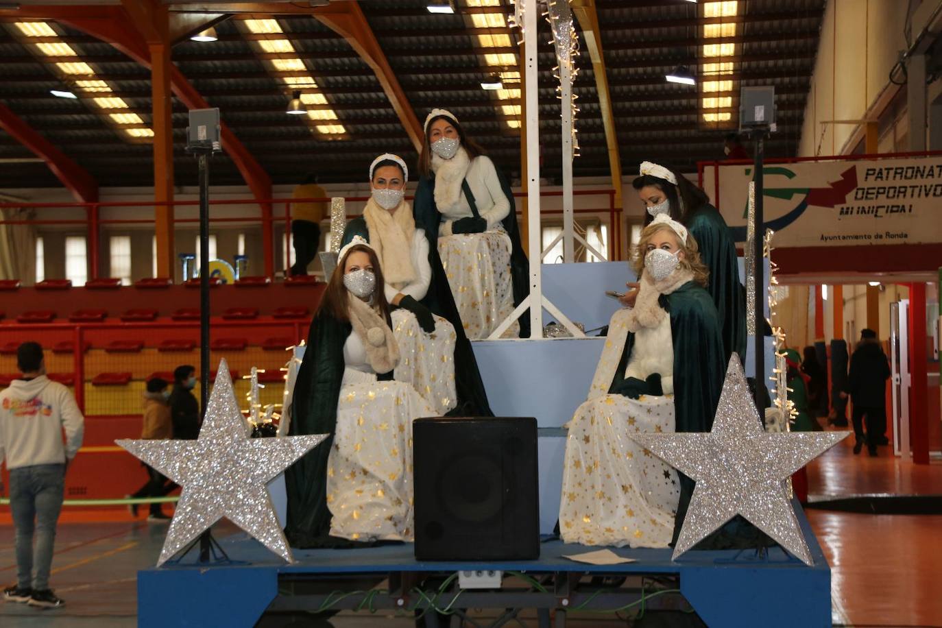 Los Reyes Magos reciben a los niños de Ronda