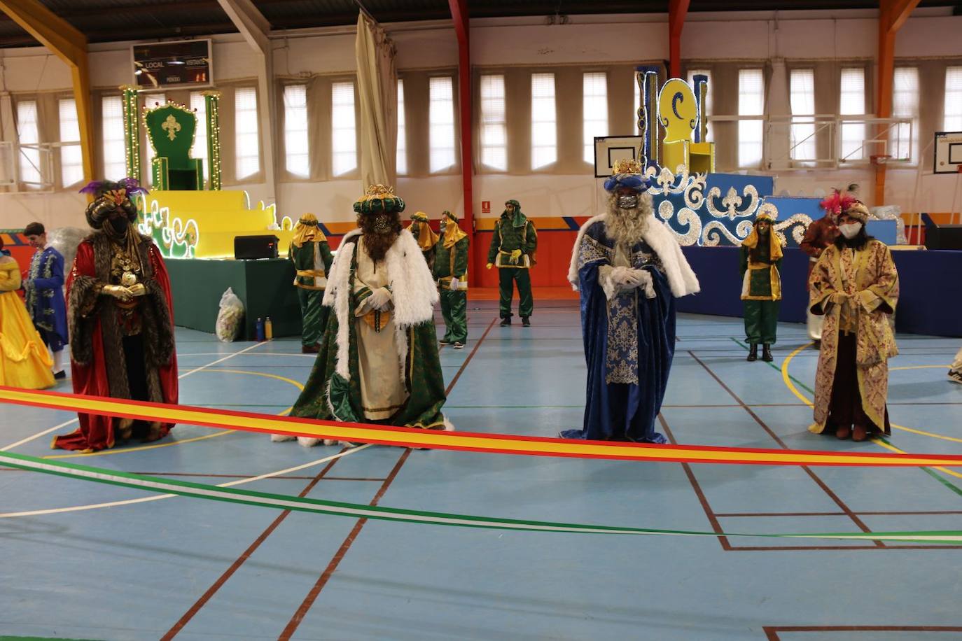 Los Reyes Magos reciben a los niños de Ronda