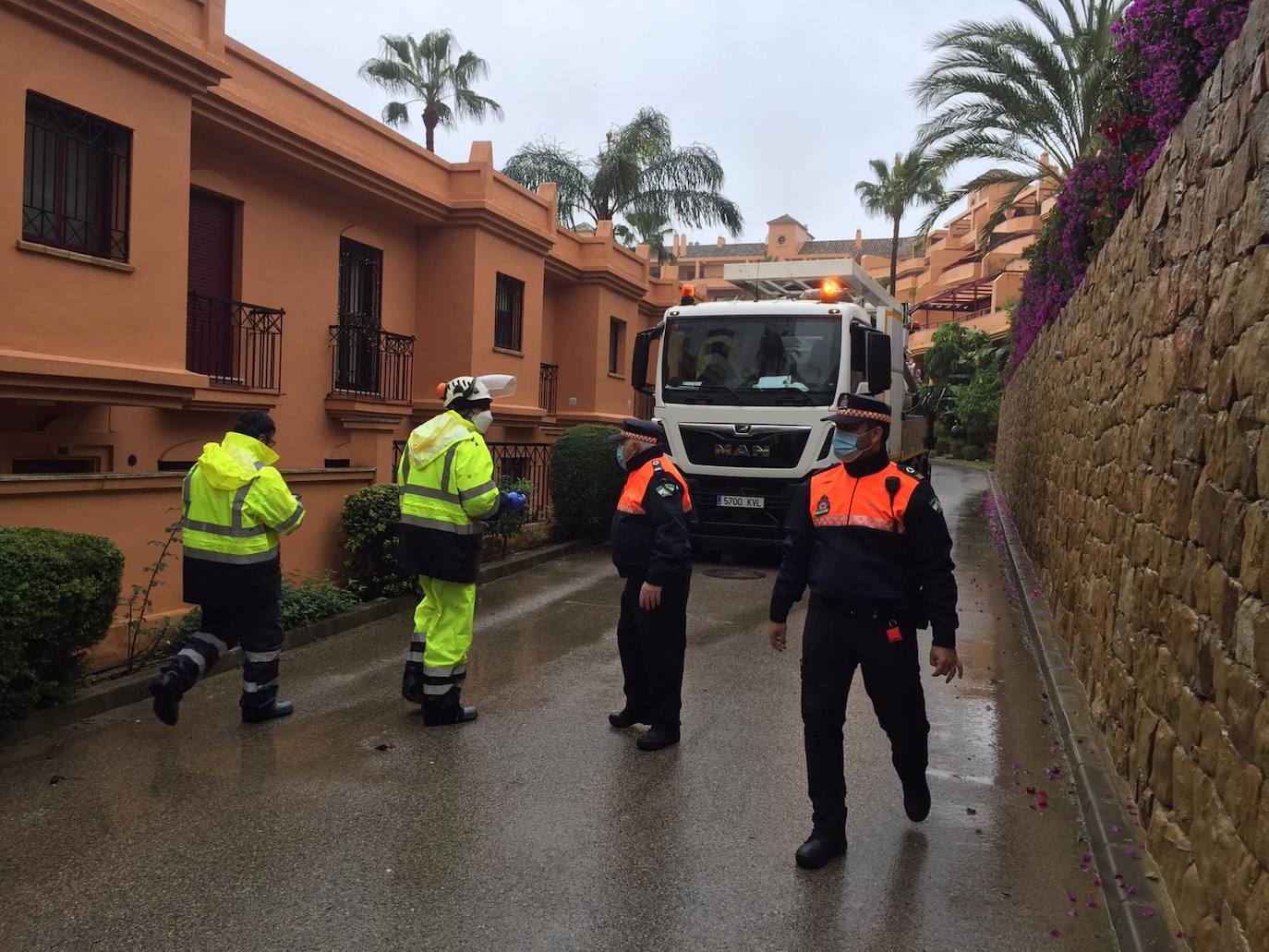 Inundaciones en distintas zonas de Estepona