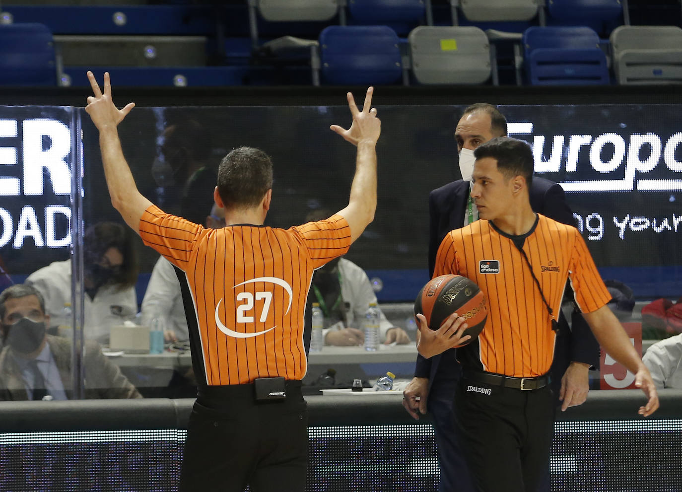 El Unicaja, derrotado en casa por el Baskonia. 