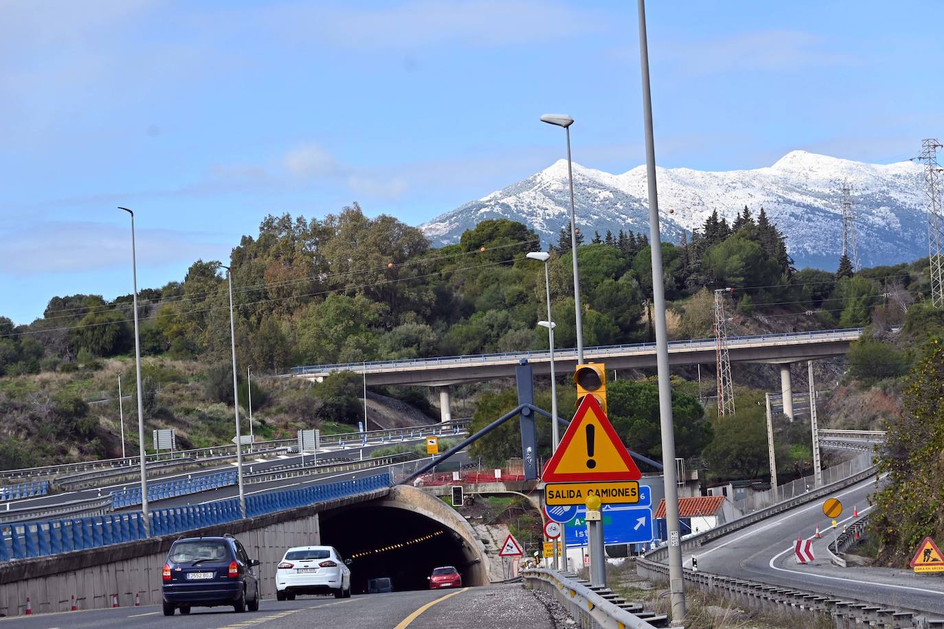 Las bajas temperaturas han dejado estampas poco frecuentes en la Costa del Sol 