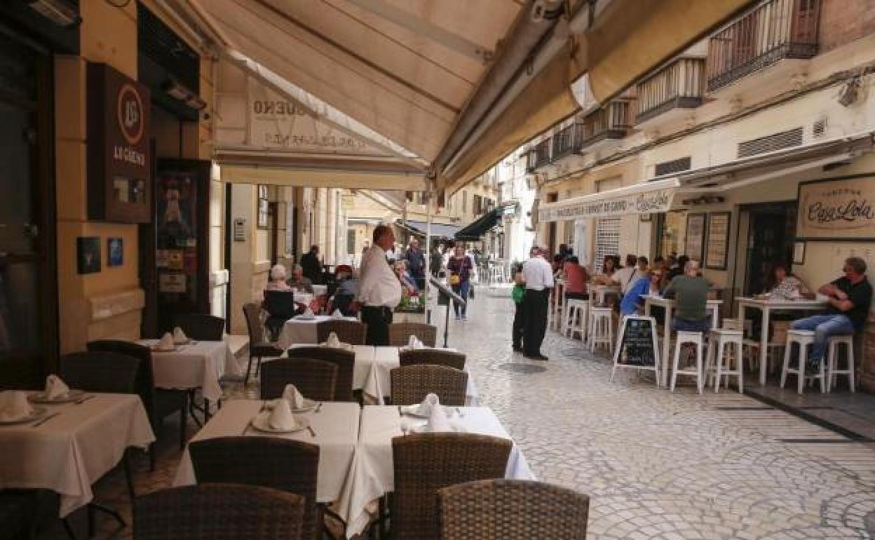 Aprueban las ayudas de 1.000 euros para comercios, hosteleros, artesanos y agencias de viajes por la crisis Covid