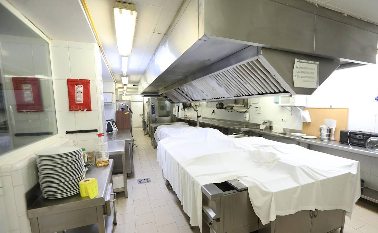 Hoteles que llevan un año cerrados y que tienen todas las esperanzas en la vacuna para reabrir. 