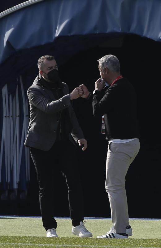 El Málaga reaccionó demasiado tarde ante el Granada (1-2)