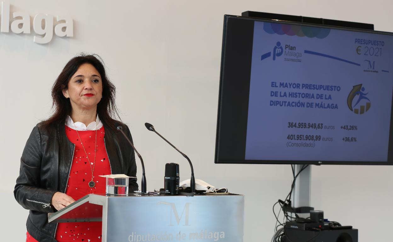 Del Cid, durante la presentación de las cuentas de su departamento.