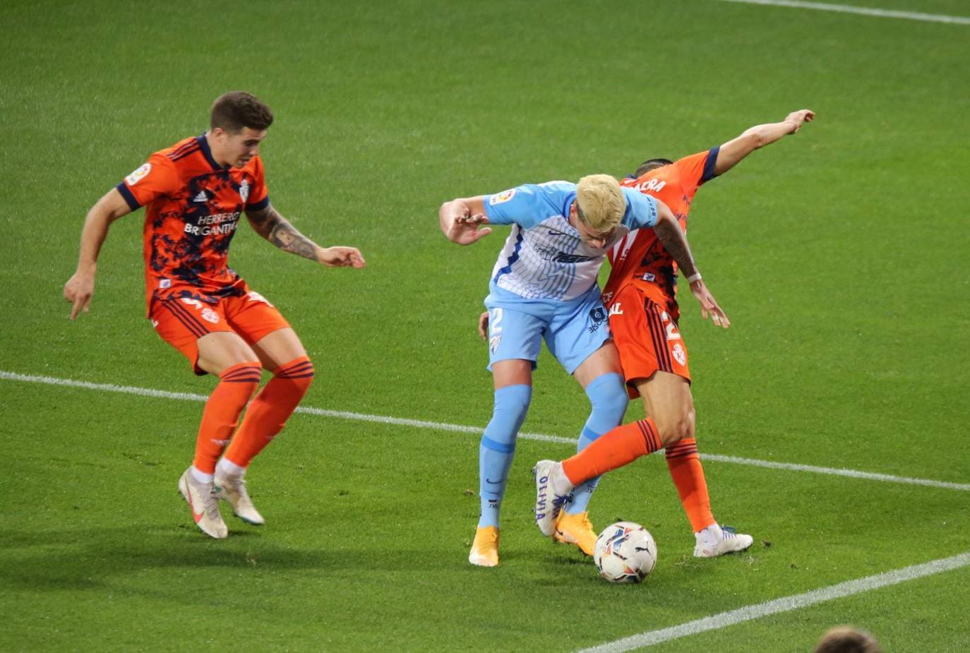 El Málaga, obligado a remontar desde los primeros minutos 