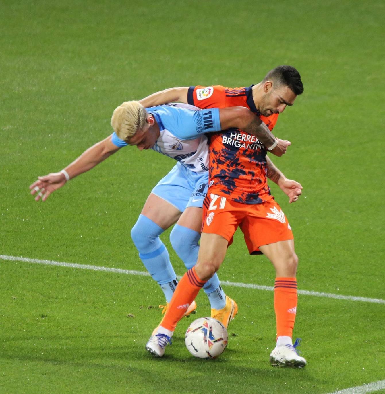 El Málaga, obligado a remontar desde los primeros minutos 